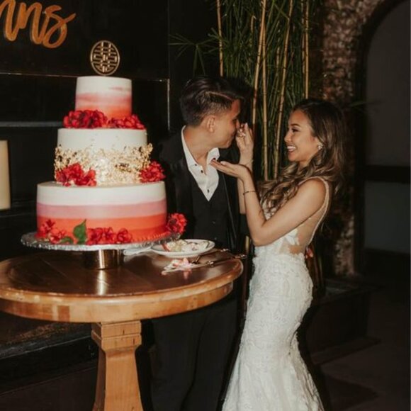 VITTORIA WEDDING DRESS BY VIERO BRIDAL - Picture 2 of 6